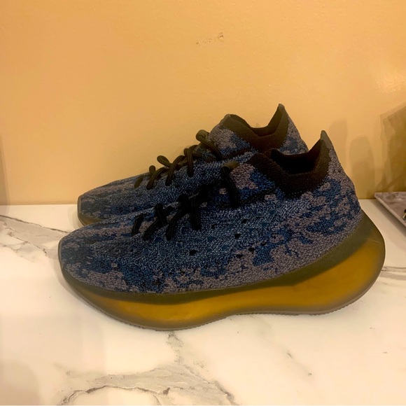 yeezys womens 6.5
